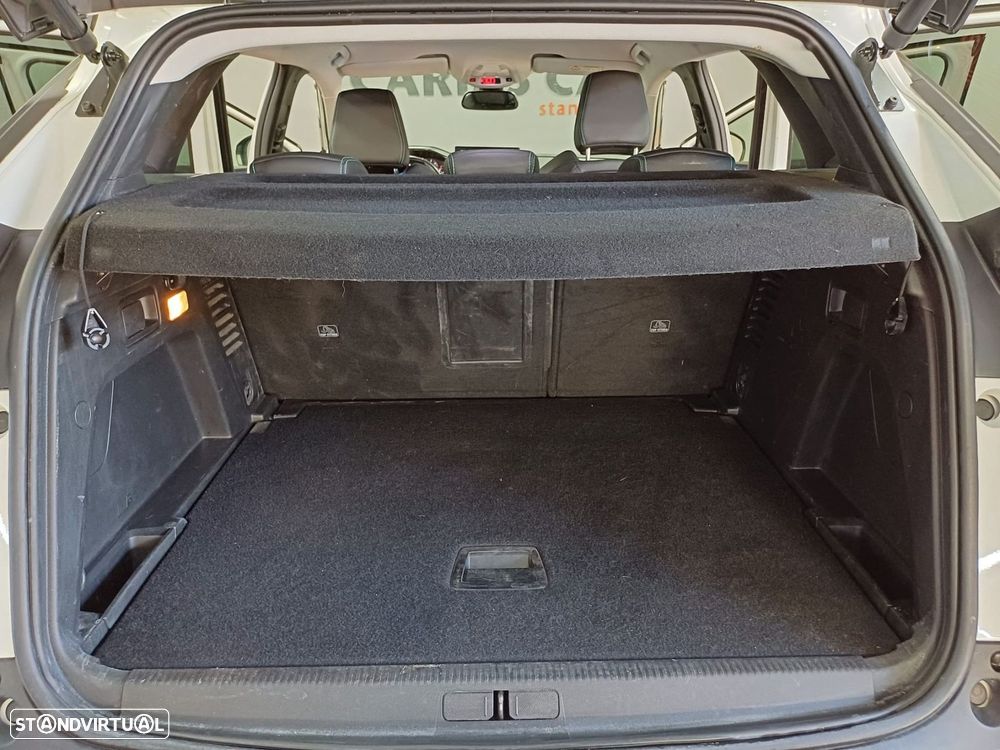 Peugeot 3008 1.5 BlueHDi Allure EAT8 - 22