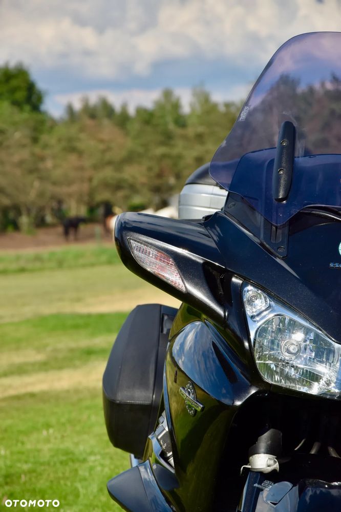 Honda ST - 15