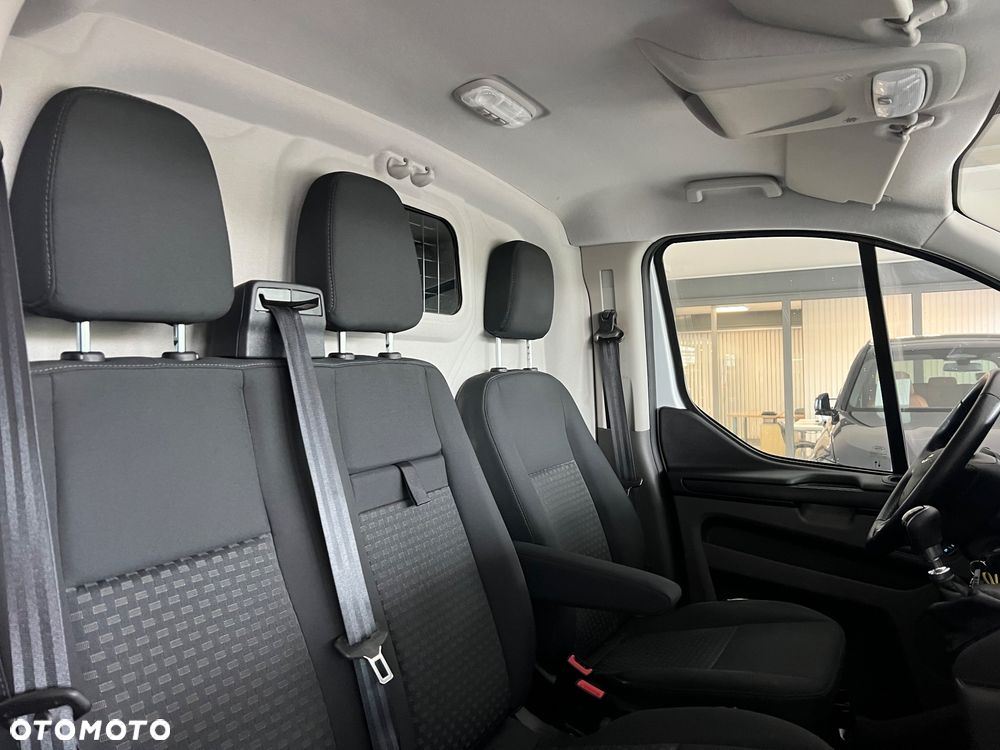 Ford Transit Custom - 36