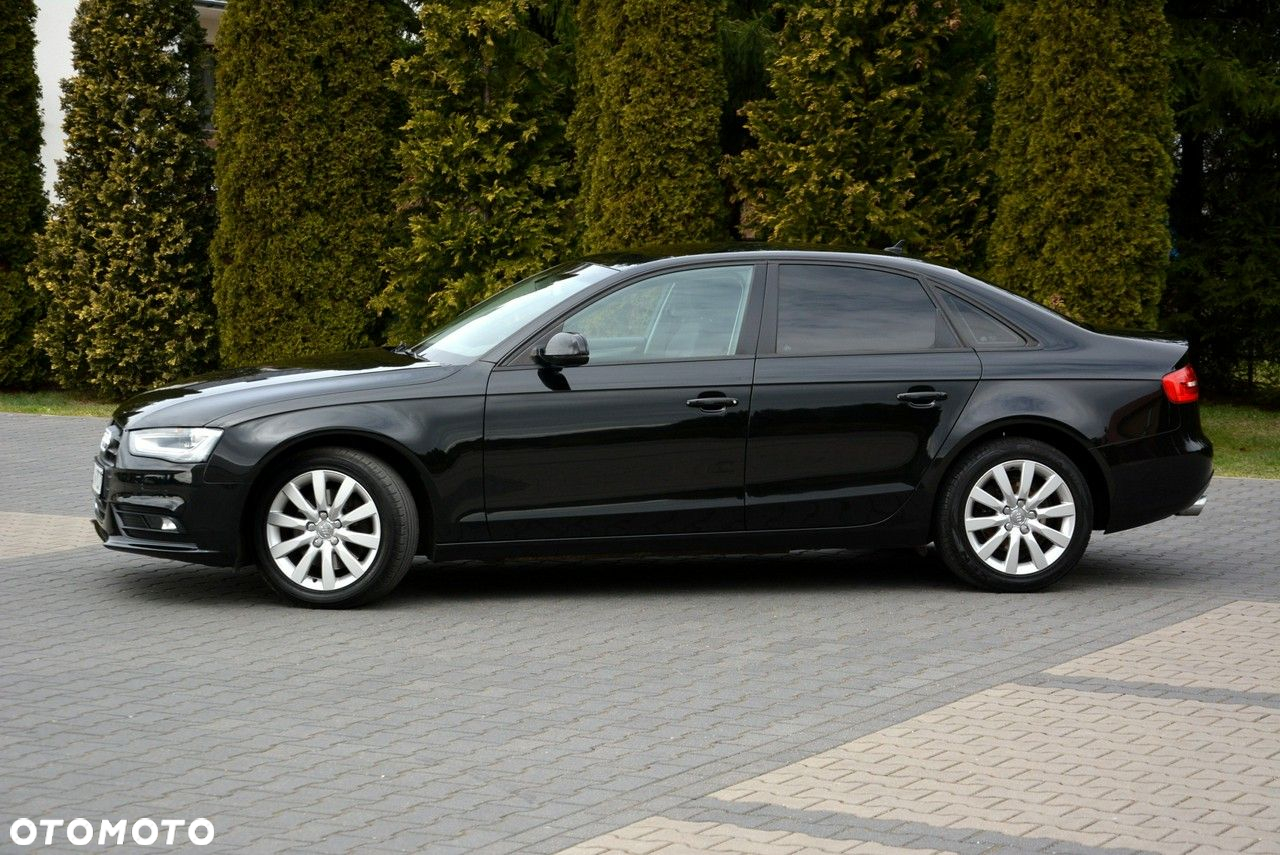 Audi A4 - 4