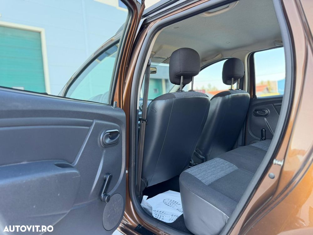 Dacia Duster dCi 110 FAP 4x2 Laureate - 9