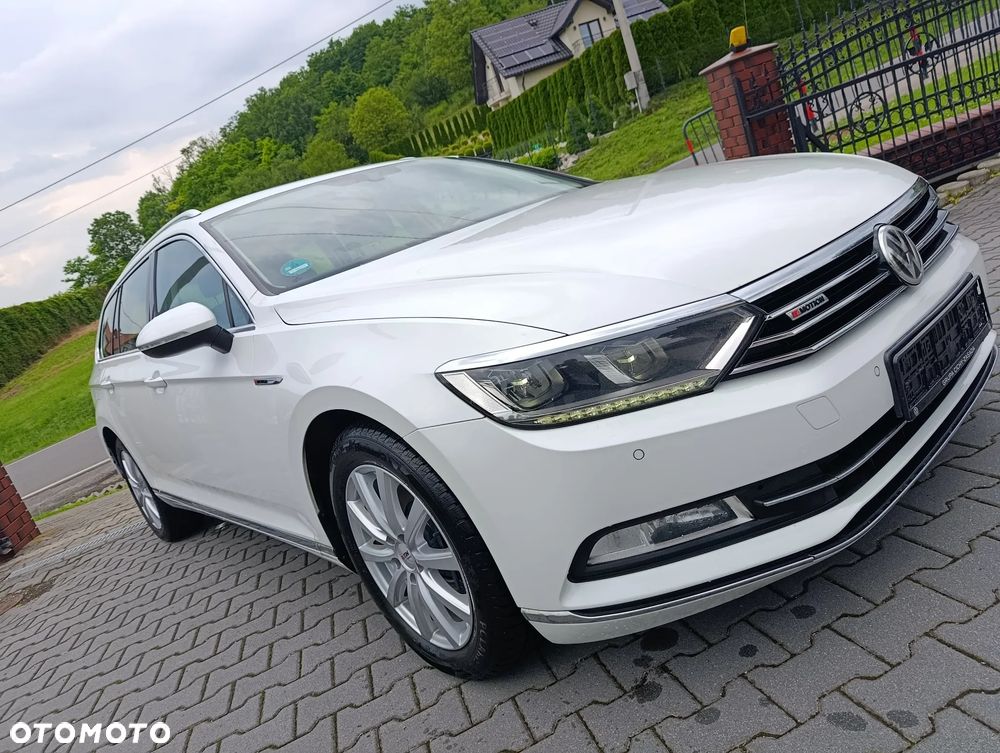 Volkswagen Passat 2.0 TDI SCR 4Motion DSG Elegance - 4