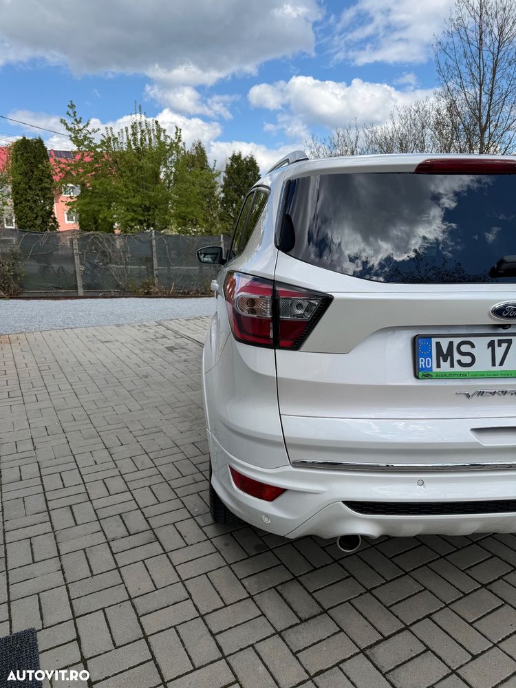 Ford Kuga 2.0 TDCi 4WD Powershift Vignale - 12