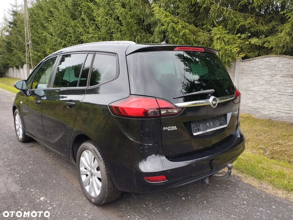 Opel Zafira - 8