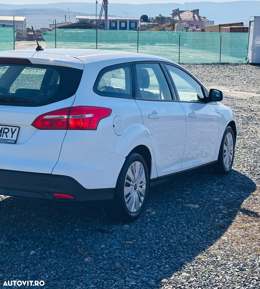 Ford Focus 1.5 EcoBlue Active Business - 4