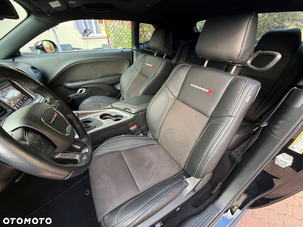 Dodge Challenger 3.6 SXT Plus - 20