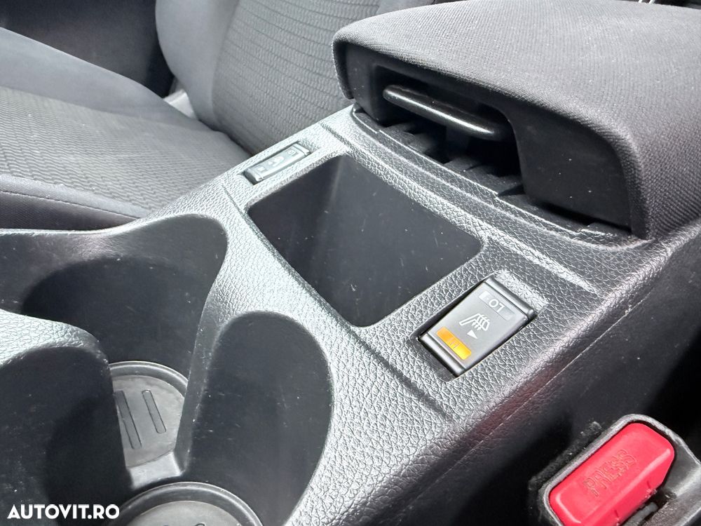 Nissan Qashqai 1.2 DIG-T ACENTA - 11