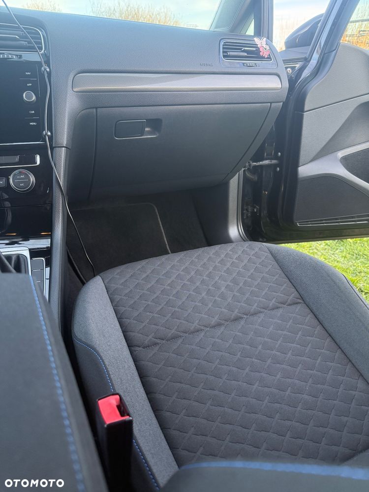 Volkswagen Golf 1.6 TDI SCR DSG Join - 14