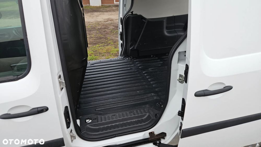 Renault KANGOO MAXI - 27