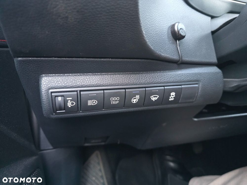 Toyota Corolla 1.8 Hybrid GR Sport Dynamic - 17