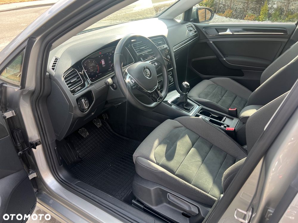 Volkswagen Golf 2.0 BlueTDI 4Motion Comfortline - 10