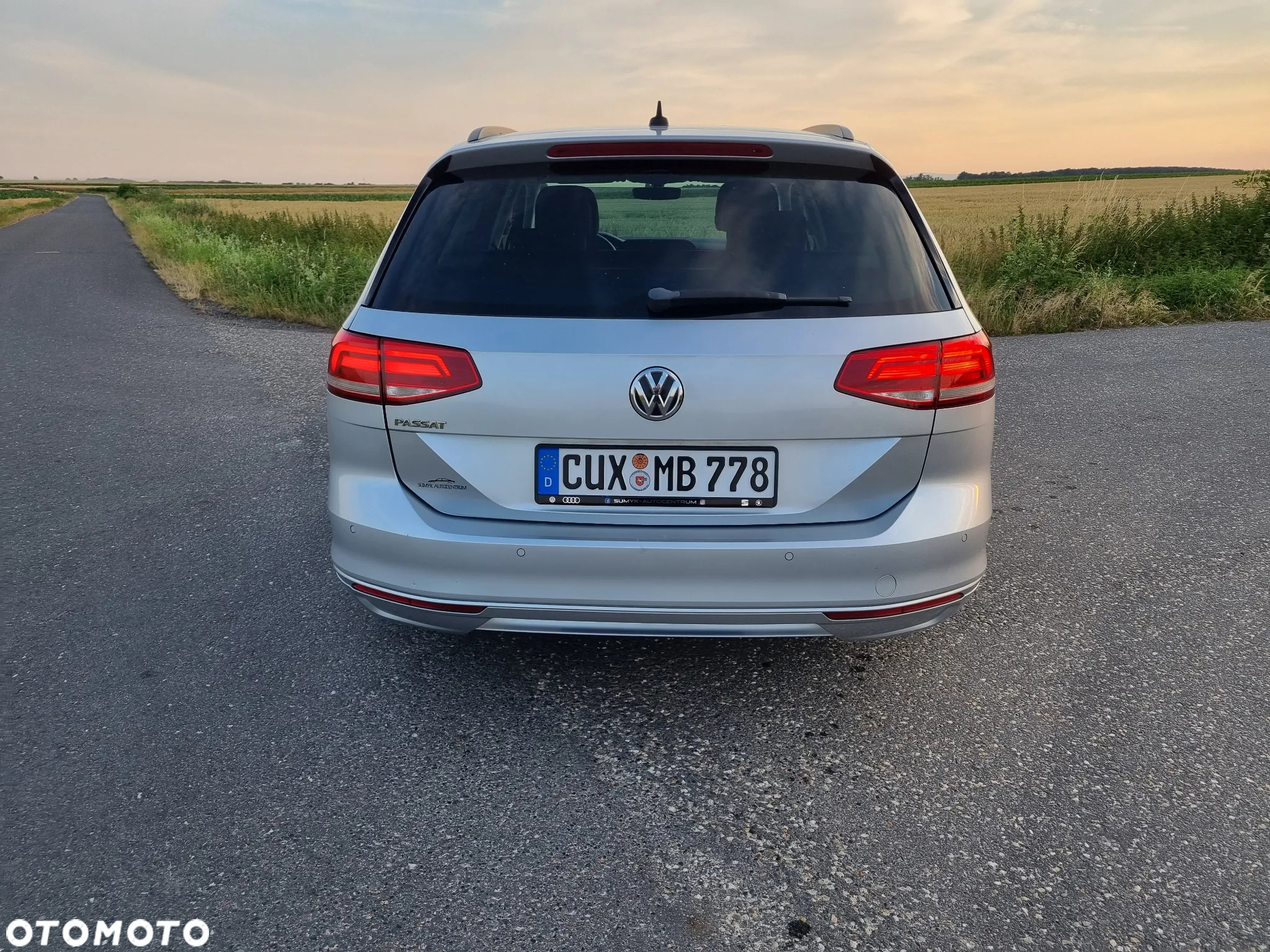 Volkswagen Passat 2.0 TDI BMT Comfortline - 4
