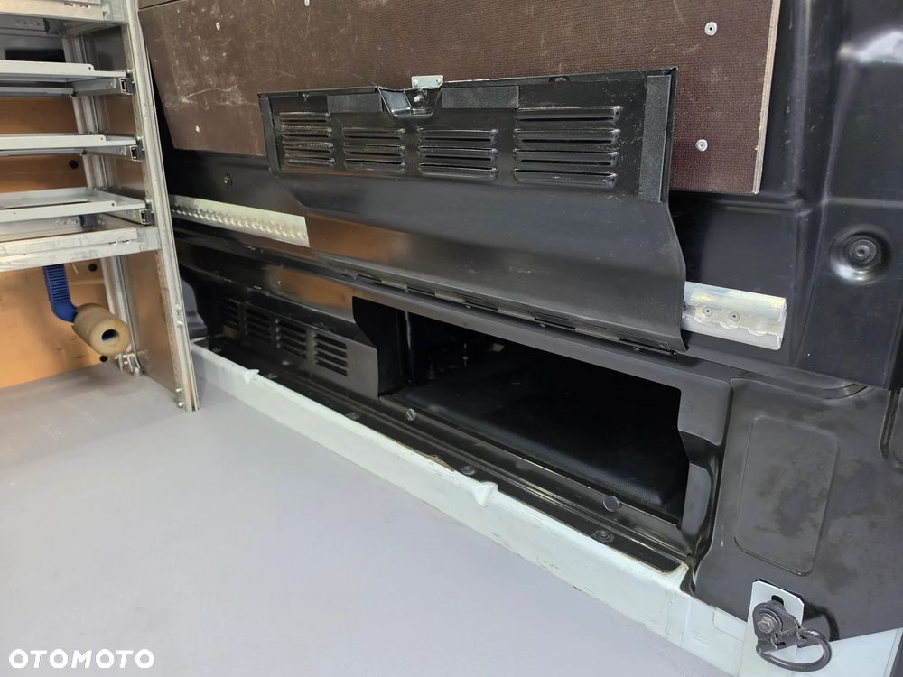 Ford Transit Custom - 12