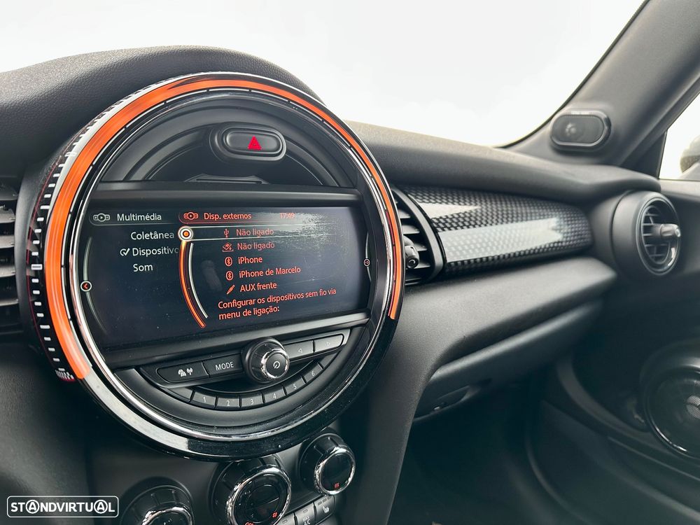 MINI Cabrio John Cooper Works - 14