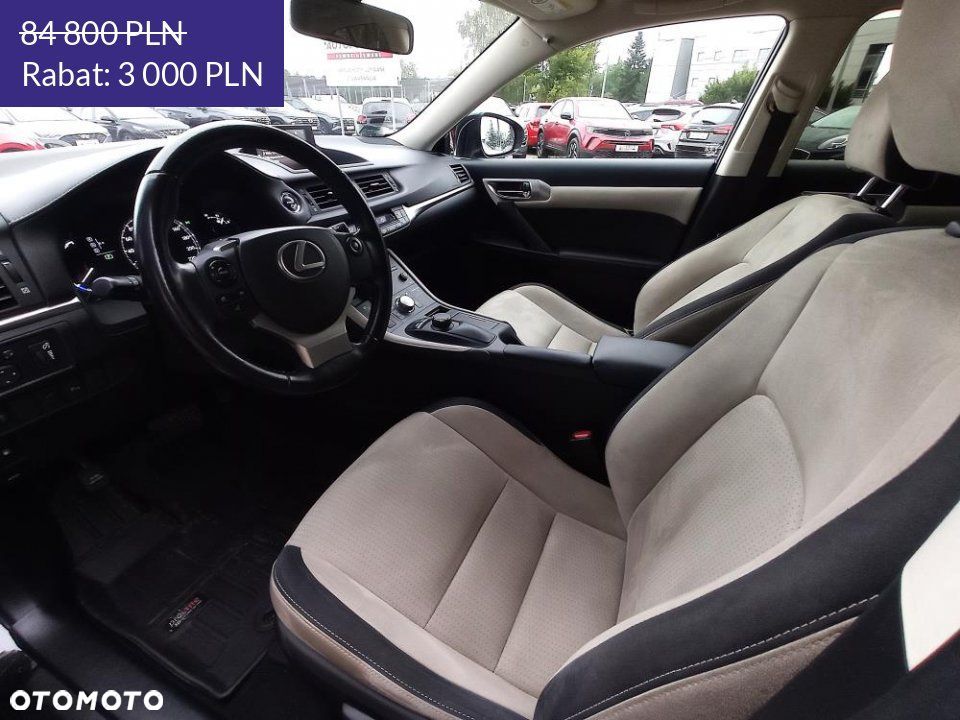 Lexus CT - 10