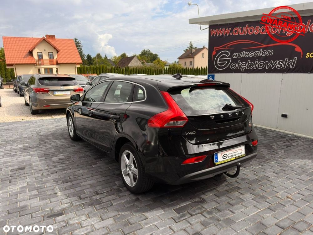 Volvo V40 D2 Drive-E R-Design Kinetic - 4