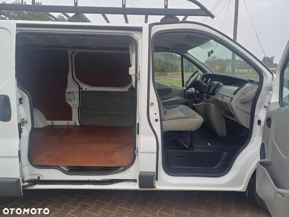 Renault Trafic - 11