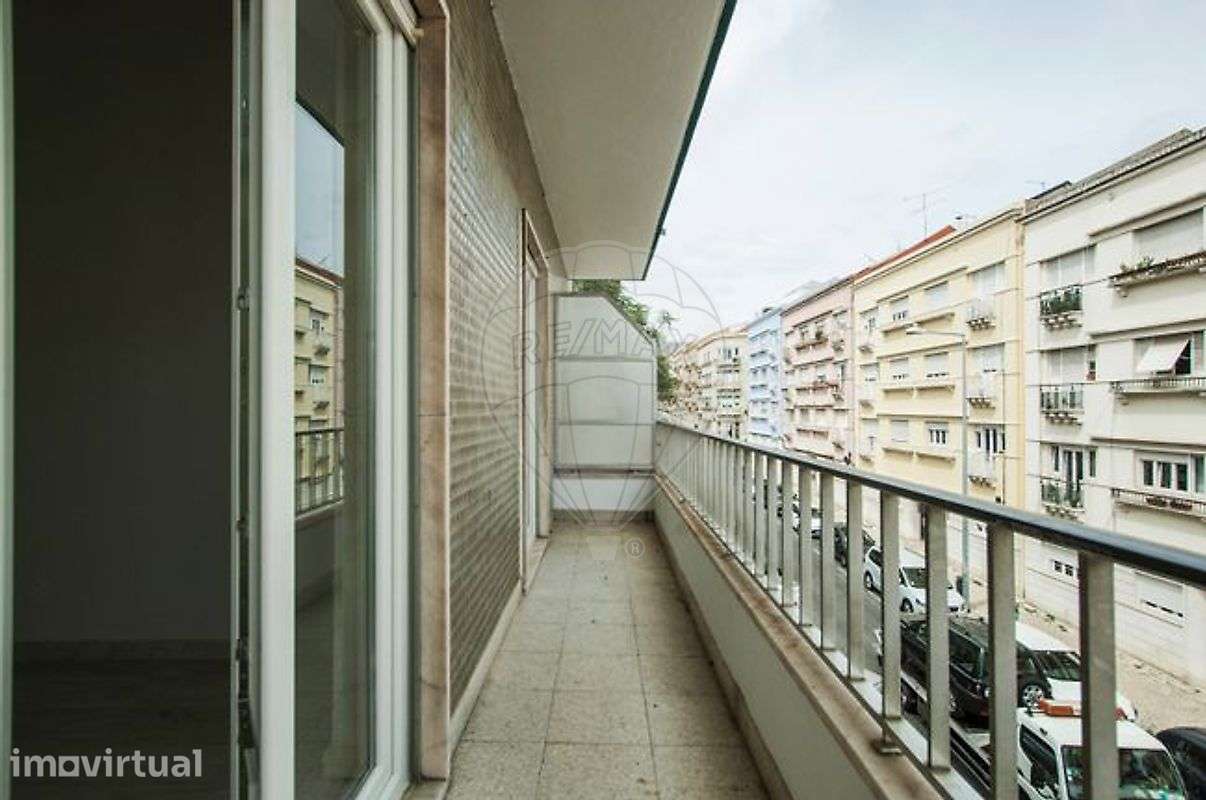 Apartamento T1 para arrendamento - Grande imagem: 3/11