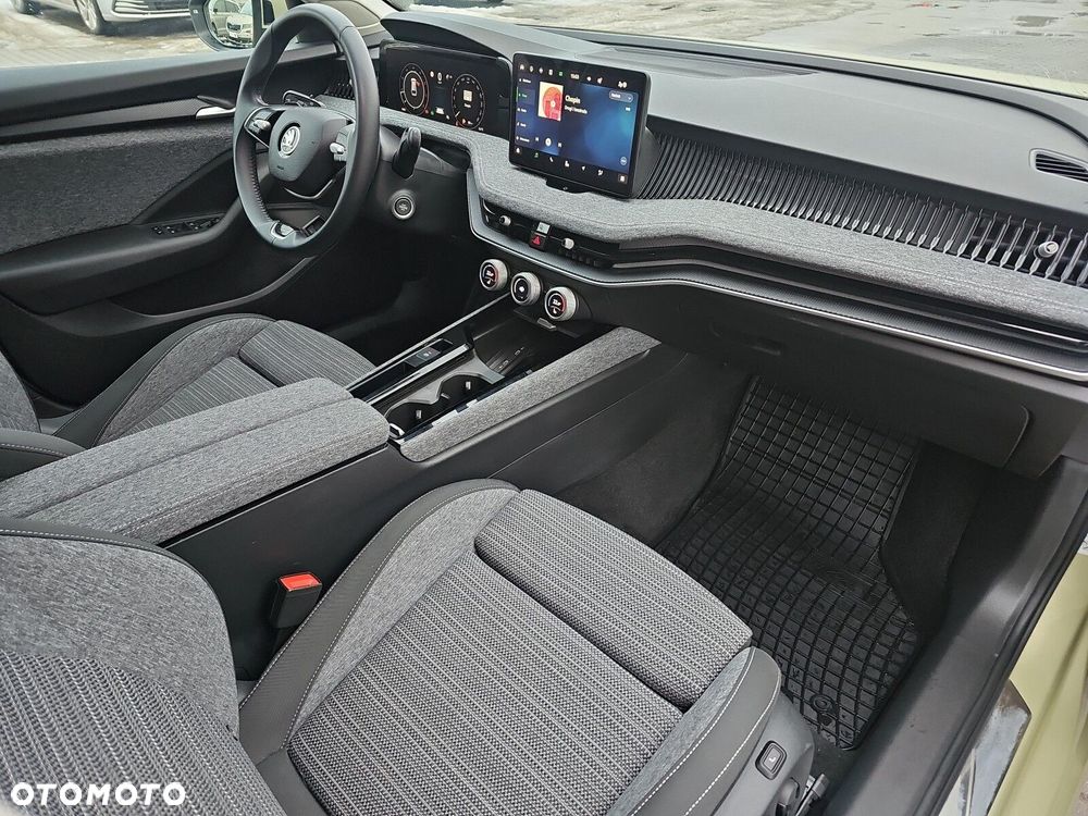 Skoda Superb 2.0 TDI SCR 4x4 Selection DSG - 16