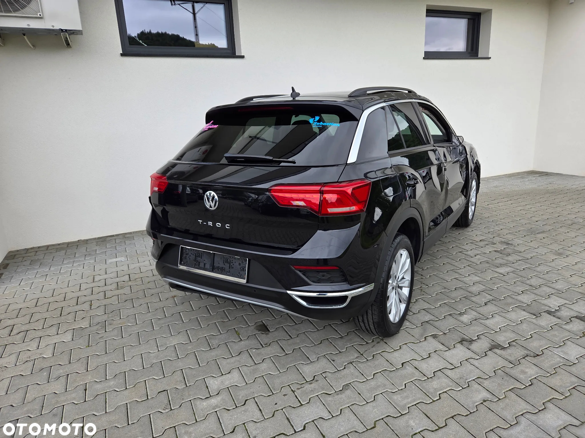 Volkswagen T-Roc - 4