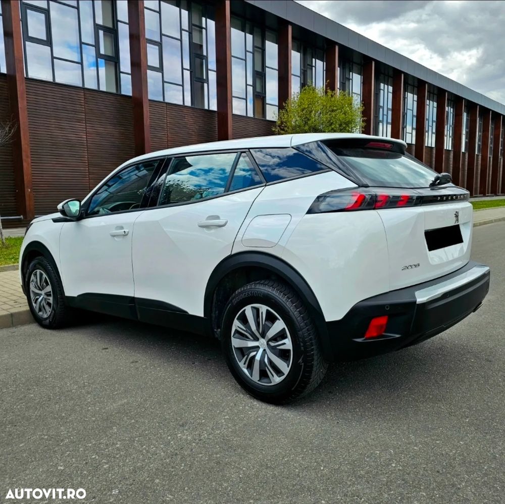 Peugeot 2008 - 6
