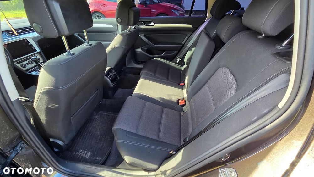 Volkswagen Passat 2.0 TDI BMT Comfortline - 5