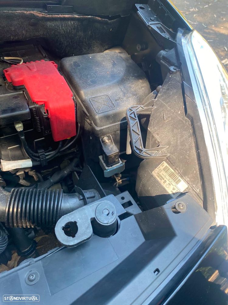 Citroën Berlingo 1.6 BlueHDi Feel - 11