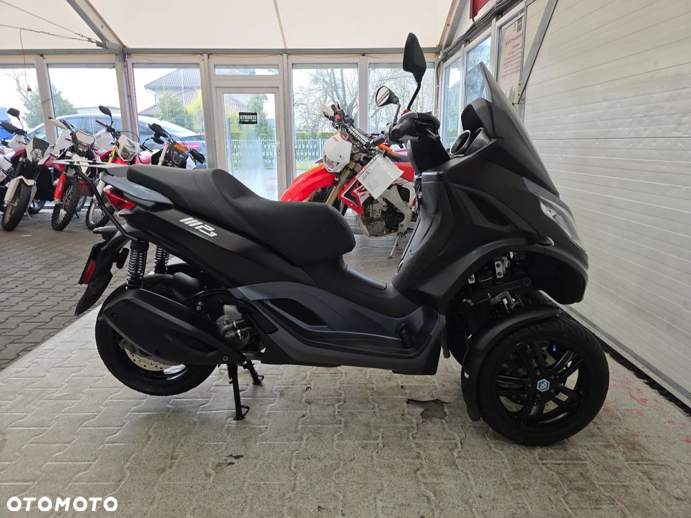 Piaggio MP-3 - 22