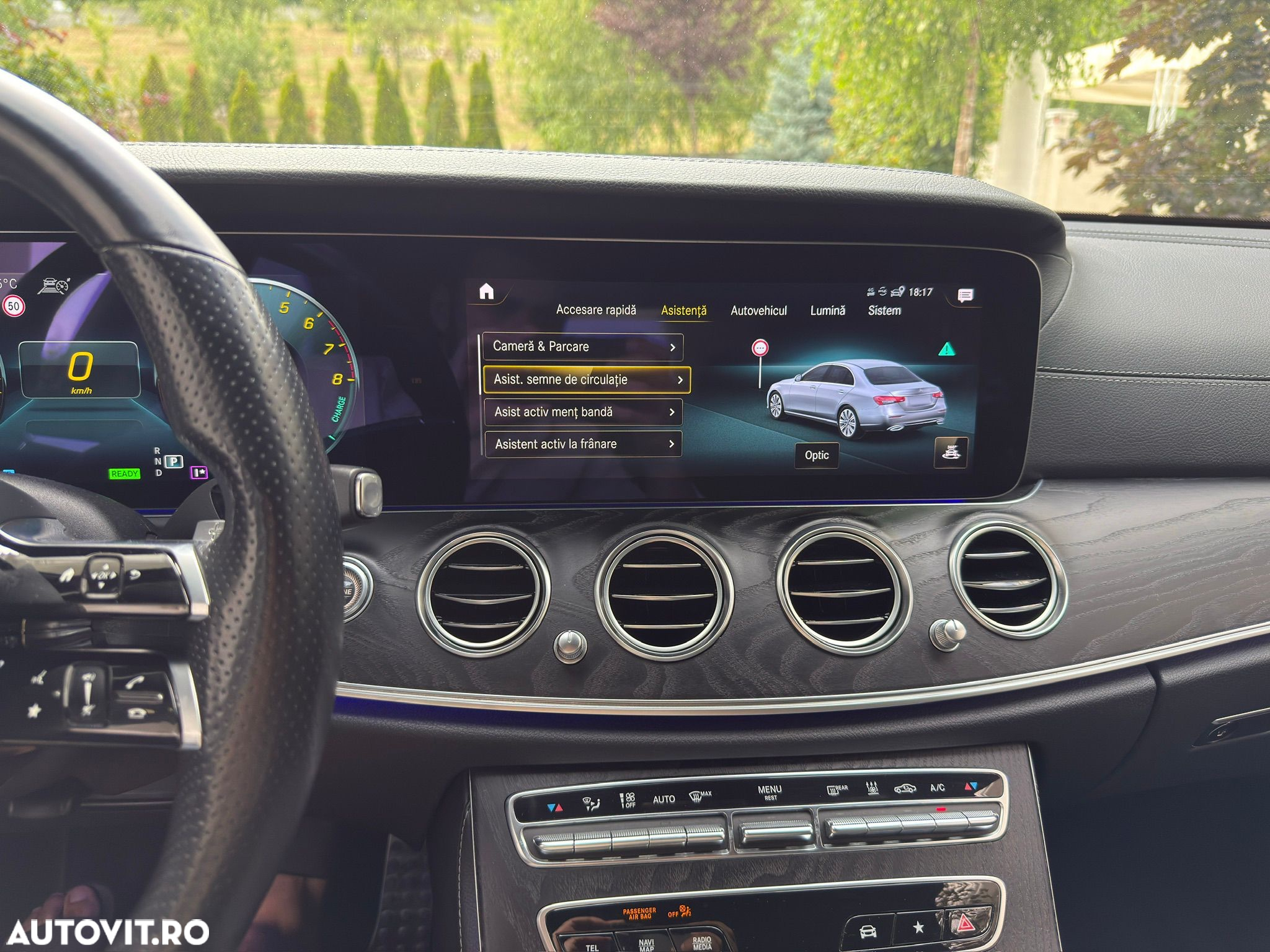 Mercedes-Benz E 300 9G-TRONIC AMG Line - 32