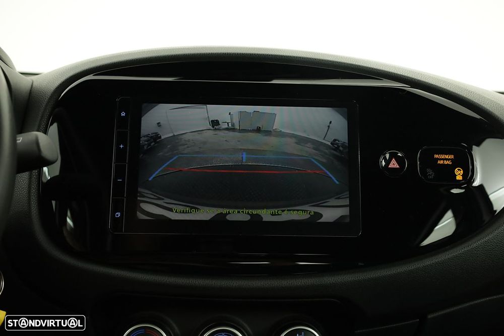 Toyota Aygo X Business Edition - 10