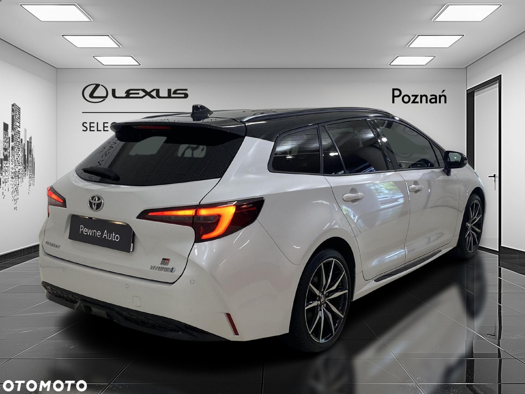 Toyota Corolla 1.8 Hybrid GR Sport Dynamic - 2