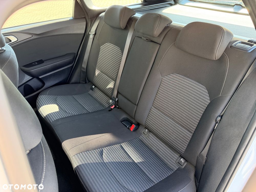 Kia Ceed 1.5 T-GDI M - 14