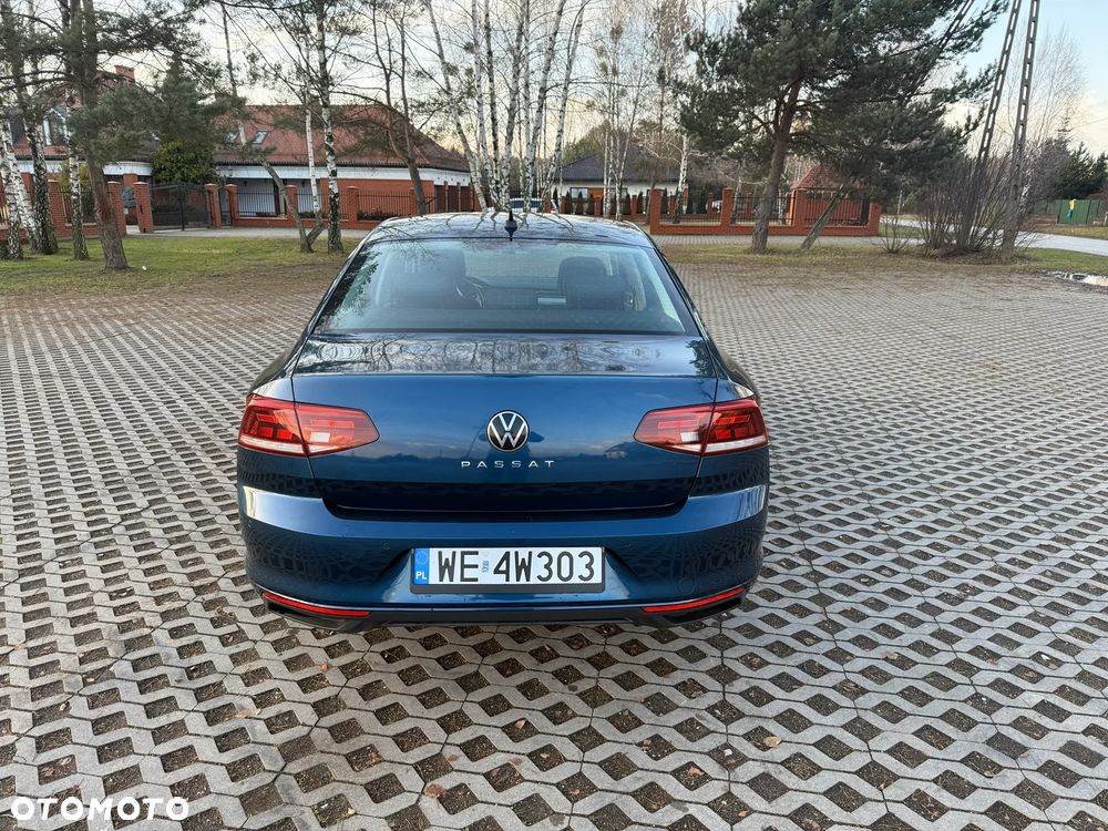 Volkswagen Passat 2.0 TDI EVO Business DSG - 8