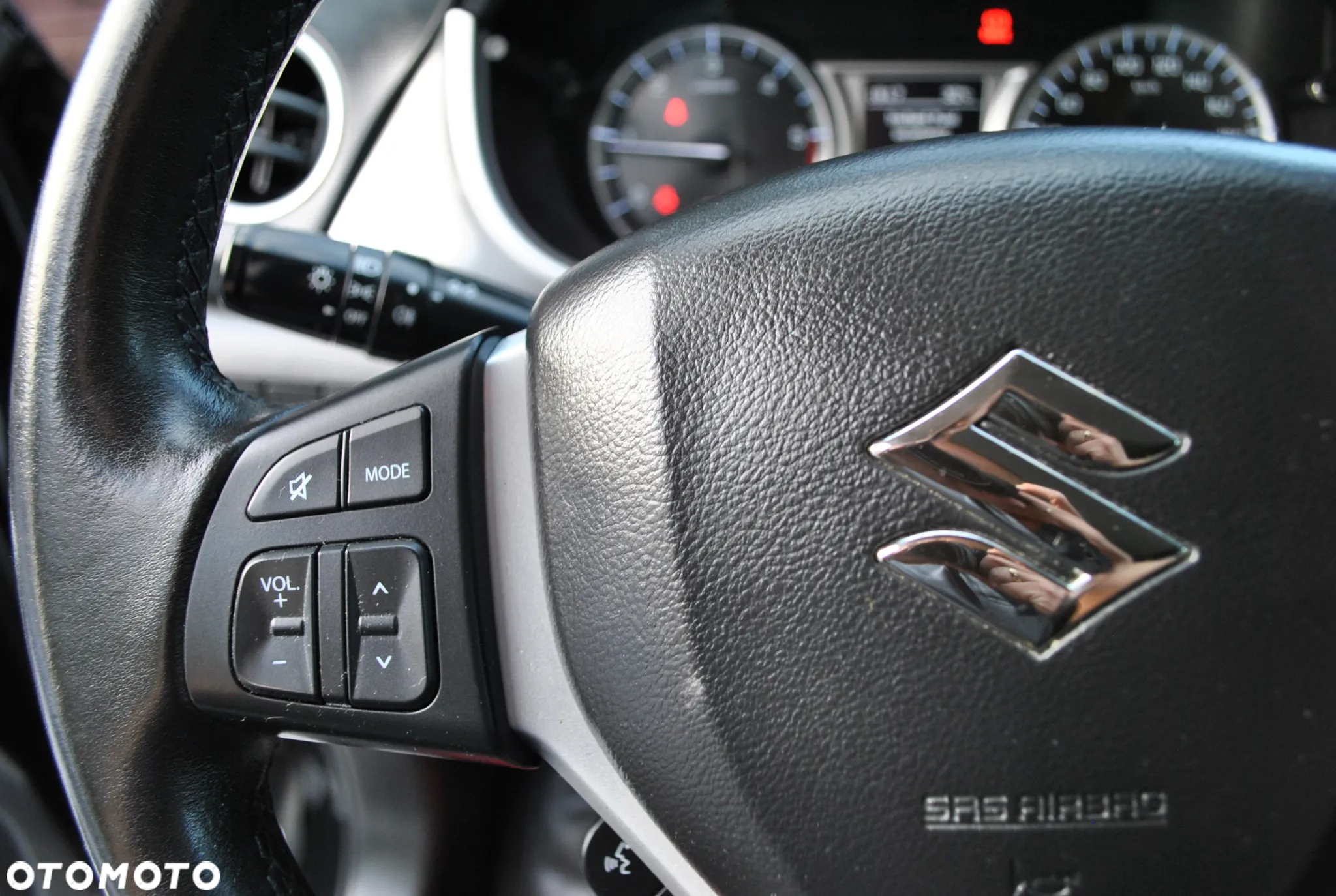 Suzuki Vitara 1.6 DDiS (4x2) Comfort+ - 21