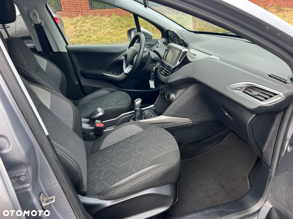 Peugeot 2008 PureTech 82 Style - 26