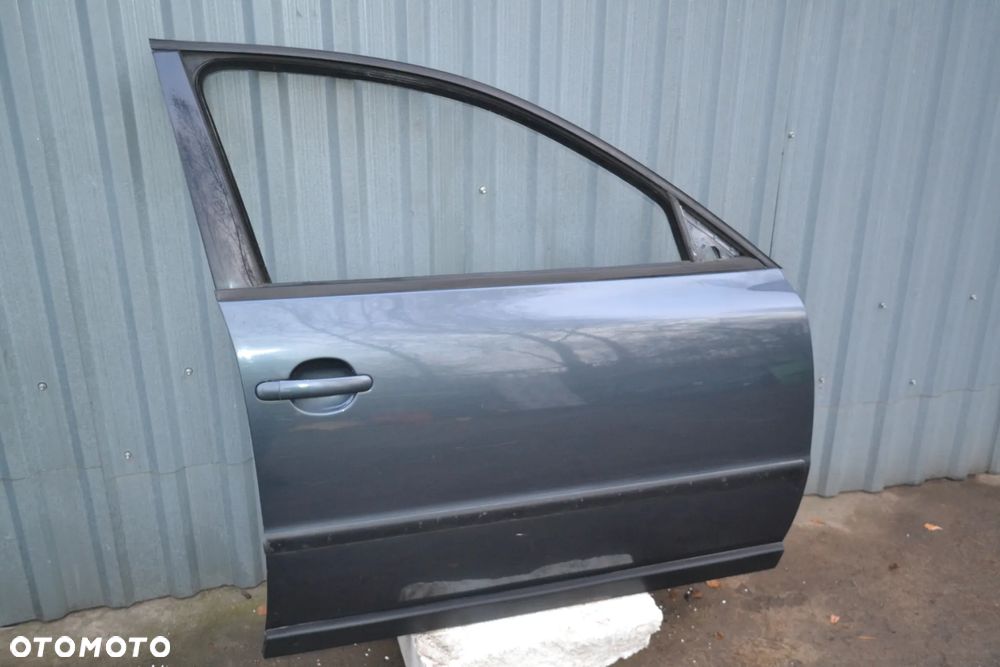 VW PASSAT B5 KOMBI SEDAN 96-05 DRZWI PRZÓD PRZEDNIE PRAWE GOŁE LC7V POMORSKIE - 2