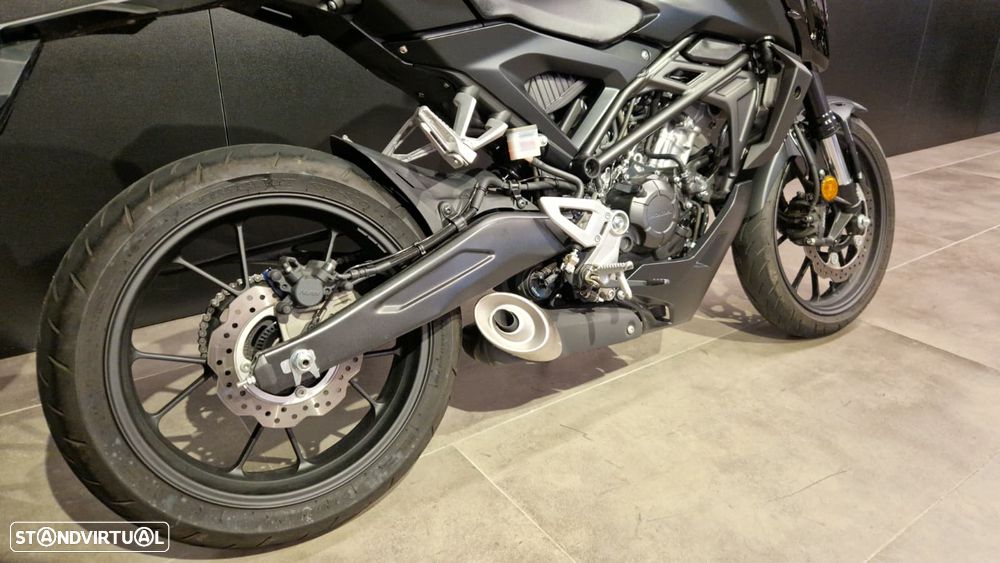 Honda CB - 3