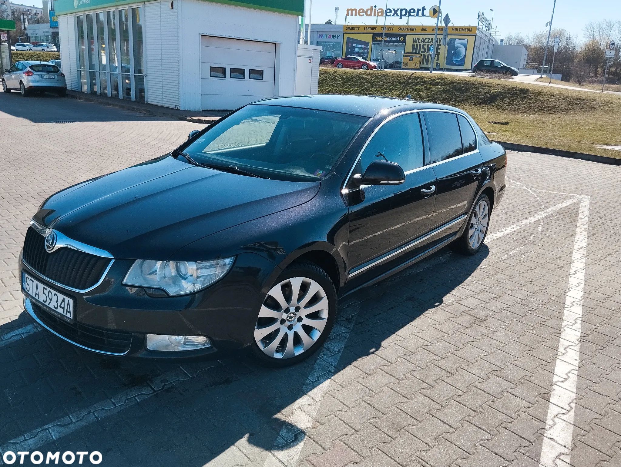 Skoda Superb 2.0 TDI Elegance DSG - 1