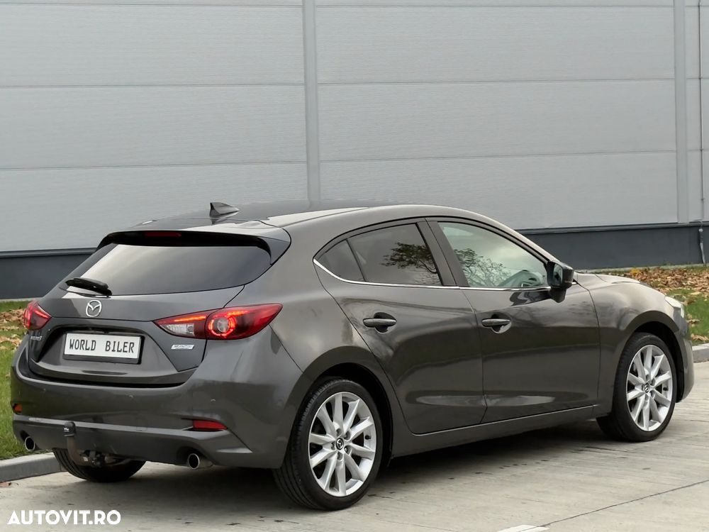 Mazda 3 G120 Revolution - 12