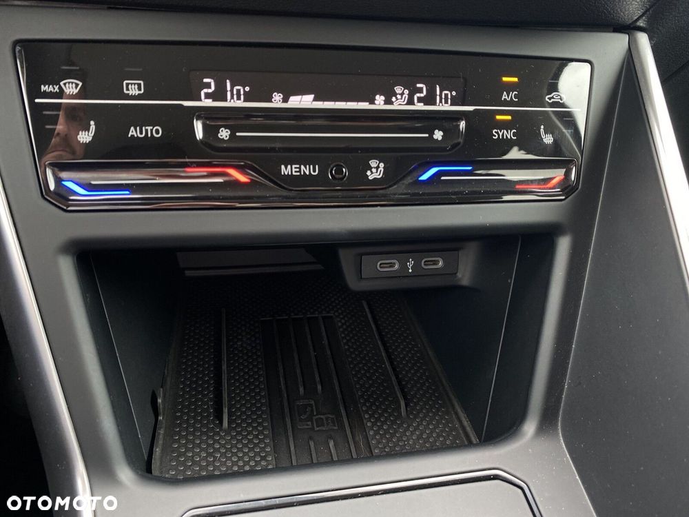 Volkswagen Taigo 1.0 TSI Life Plus DSG - 25