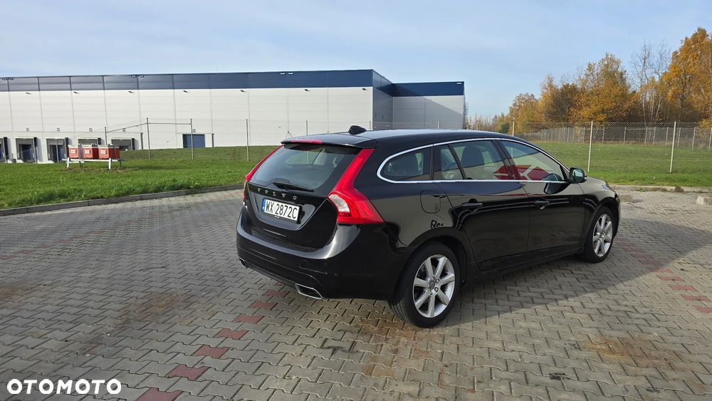 Volvo V60 D4 Momentum - 3