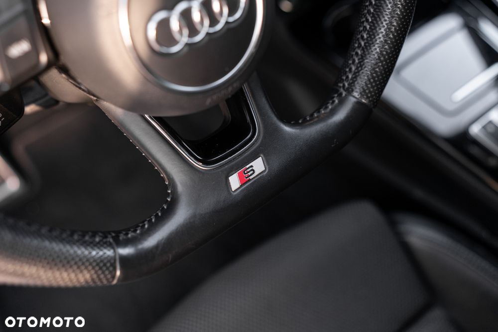 Audi A4 Avant - 22