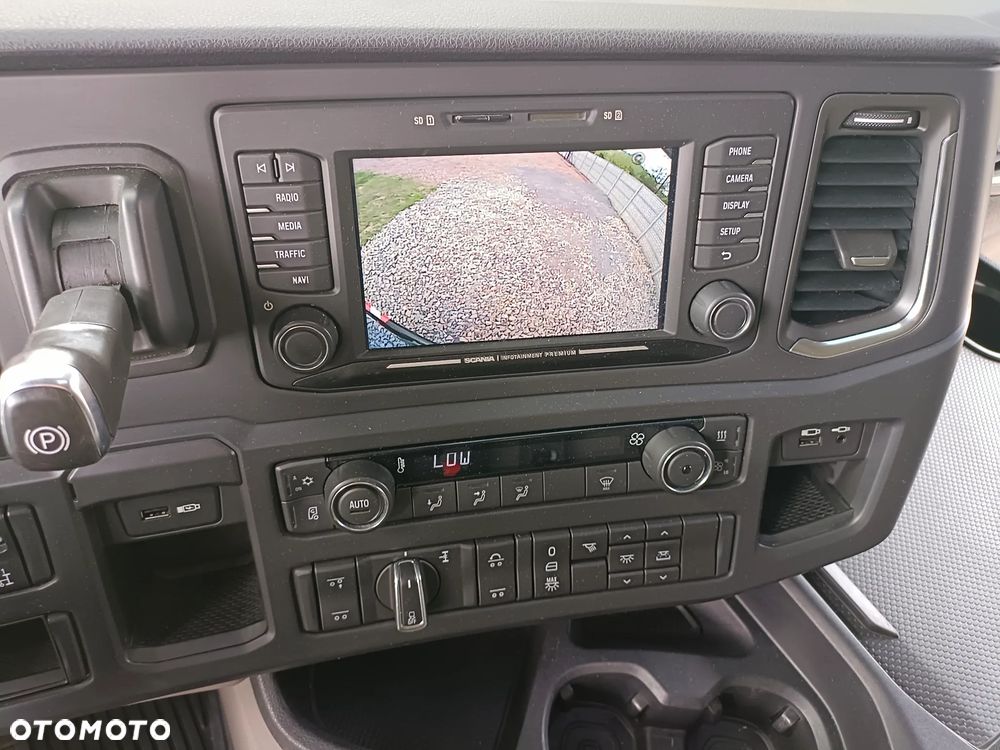 Scania ''S''  G 450* 6x2*+DŻWIG KRAN HDS ATLAS 206.3VE  WYSÓW 11,2m * Sterowanie Radiowe* ROTATOR* CHWYTAK do PALET* Skrzynia 6.8m* 298000km - JAK NOWA* z NIEMIEC - 9