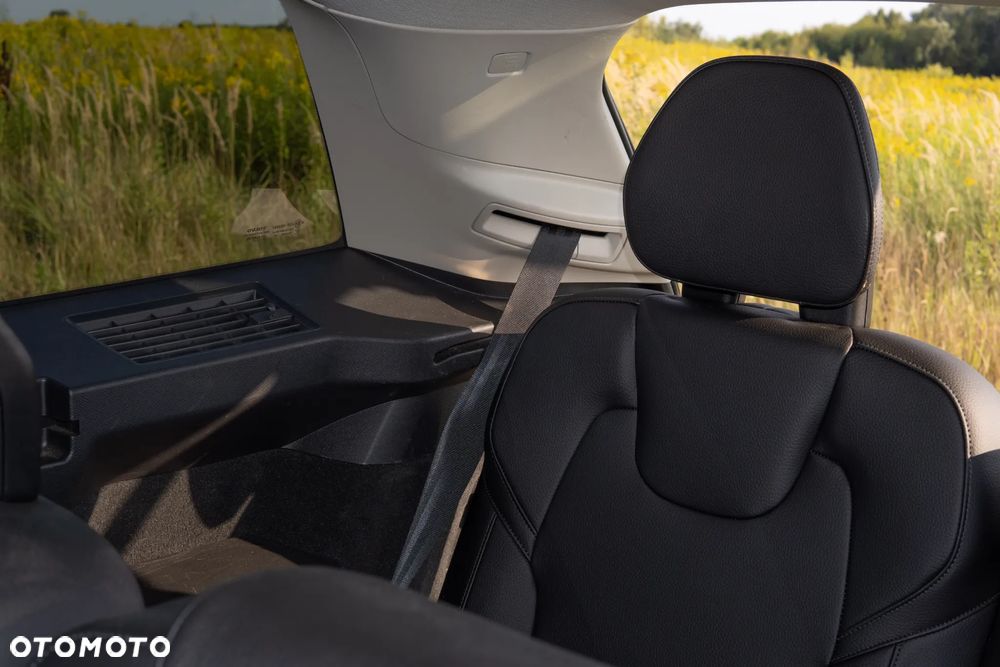Volvo XC 90 T5 AWD Geartronic Momentum - 20