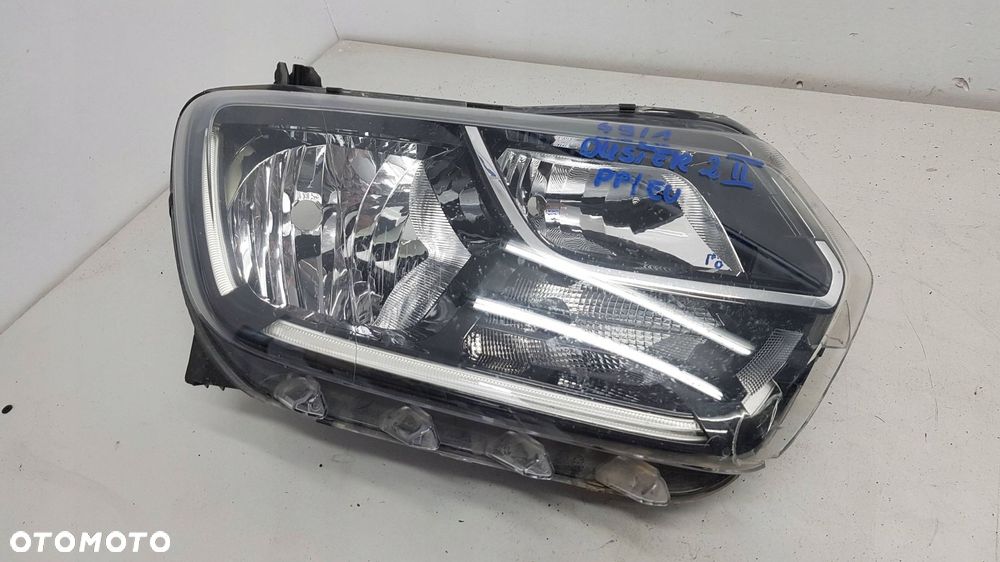 dacia duster ii 2 lampa prawy przód led eu - 1