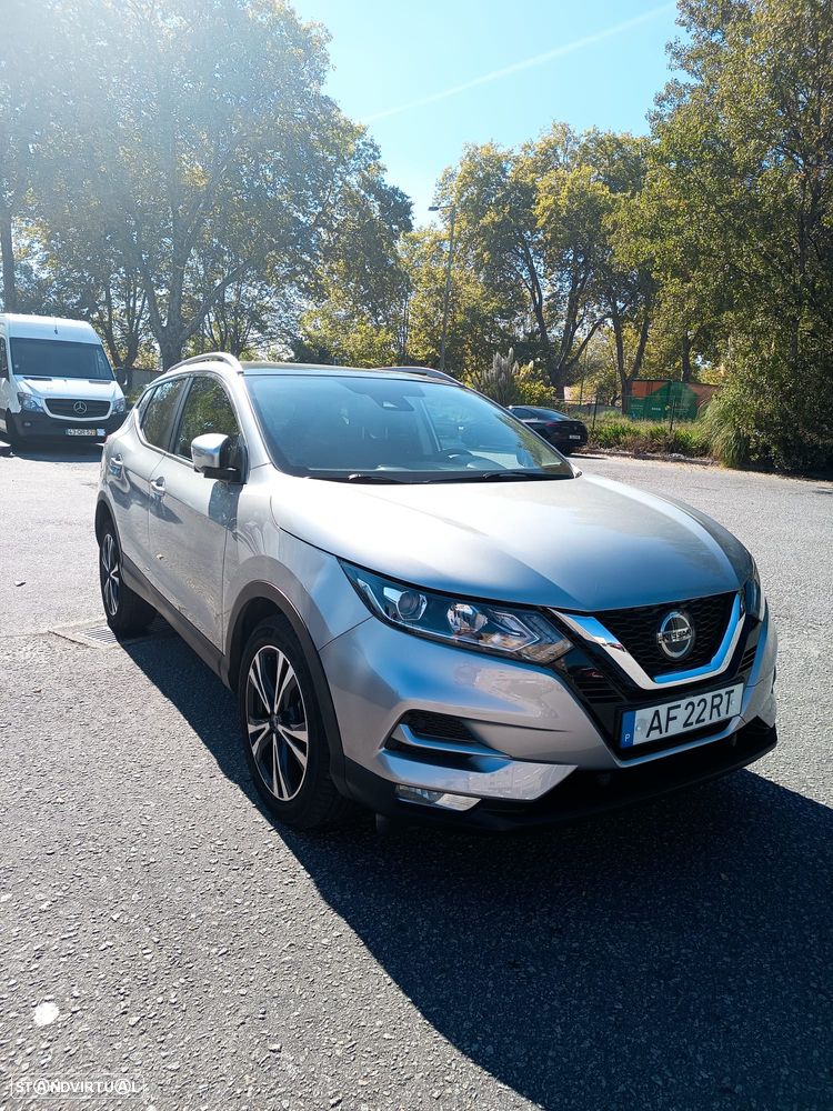 Nissan Qashqai 1.3 DIG-T N-Connecta J18 - 2