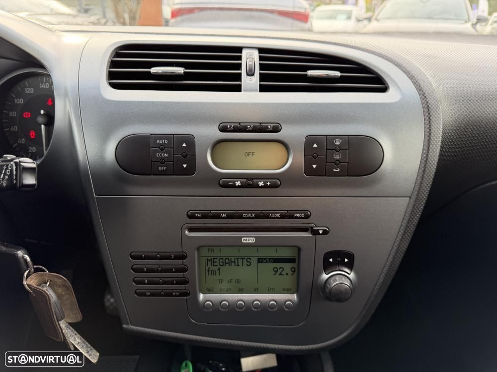 SEAT Leon 1.4 TSI Sport - 18