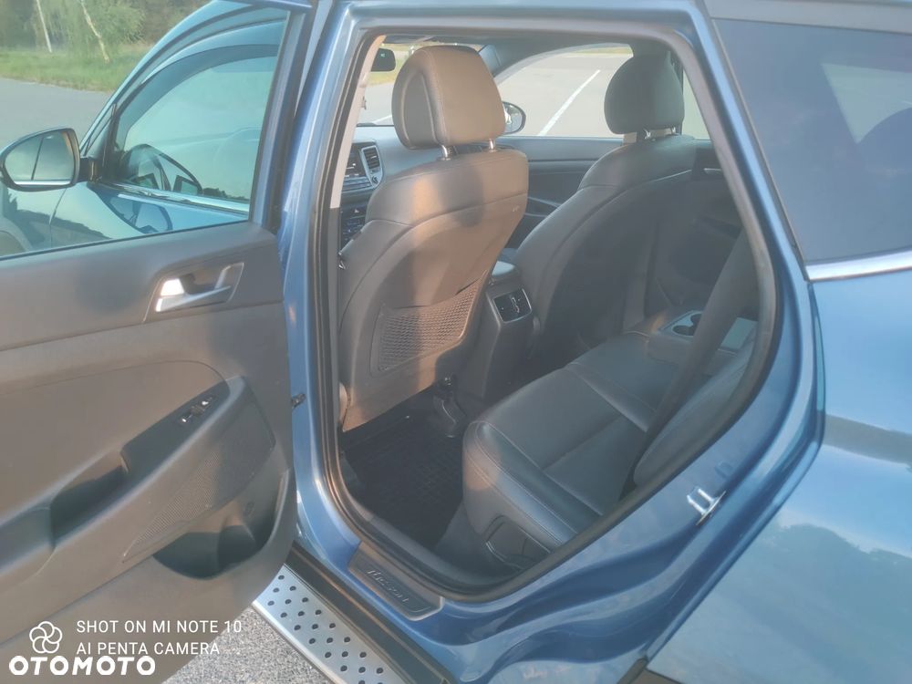 Hyundai Tucson blue 1.7 CRDi 2WD Intro Edition - 20
