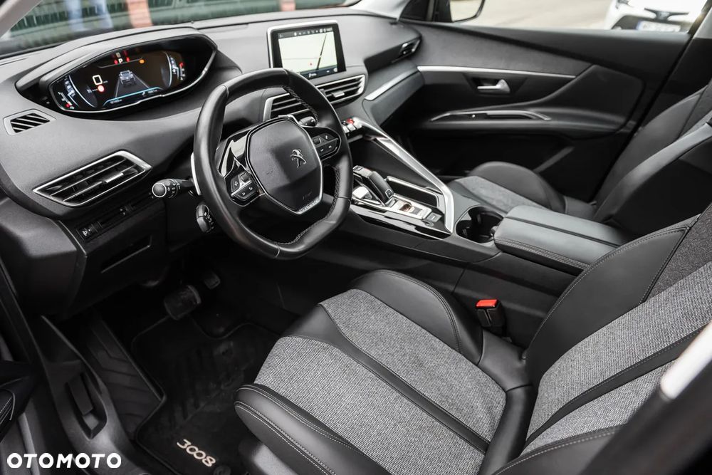 Peugeot 3008 - 16