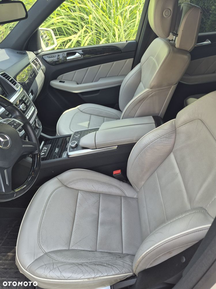 Mercedes-Benz GL - 7
